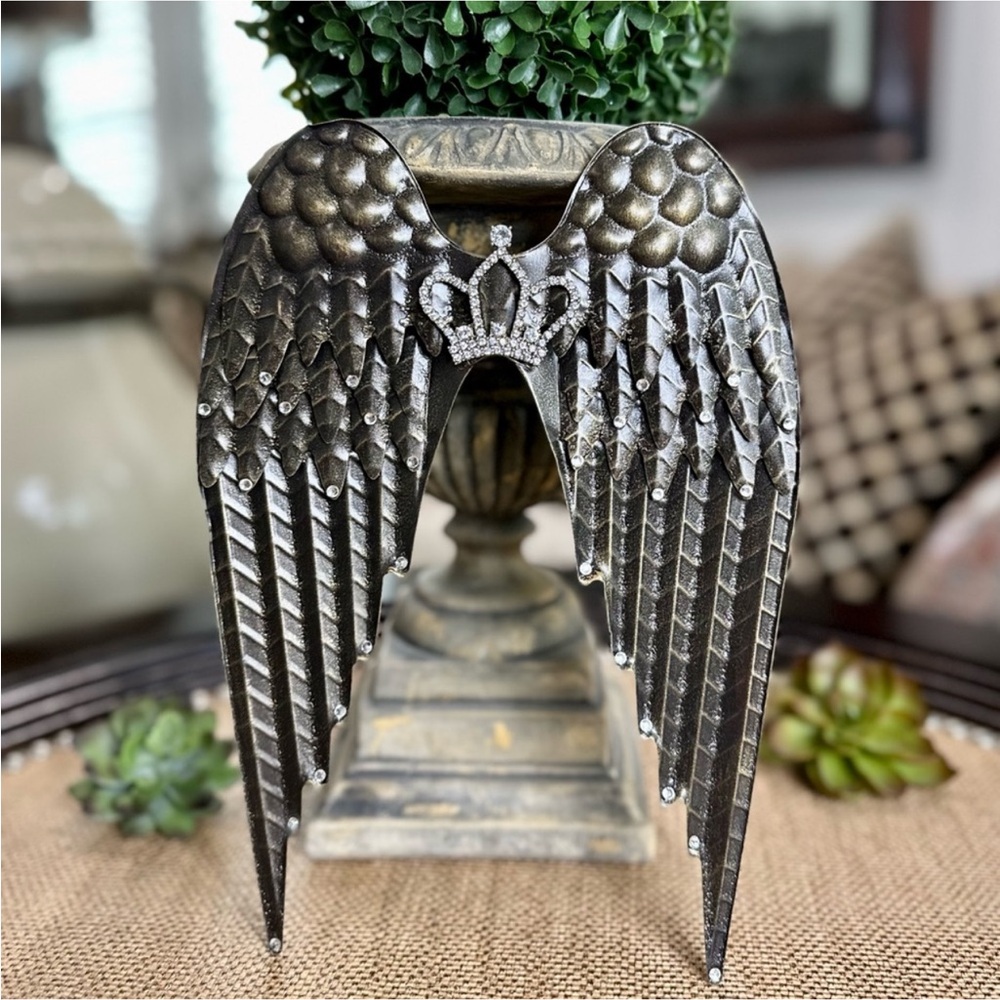 Decorative Bronze Winged Angel Crown Accent - Picture 2 of 6